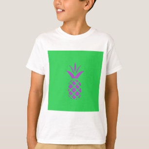 Camiseta Maçã de pinheiro roxo em verde.