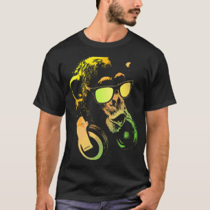 Camiseta Macaco Chimpanzé Com Óculos De Sol E Fones de ouvi