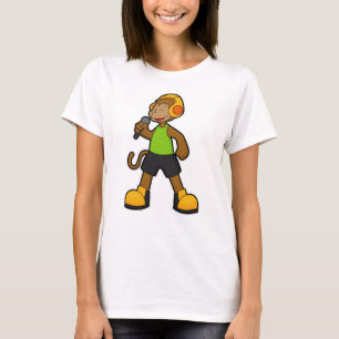 Camiseta Macaco como cantor com microfone e fone de ouvido