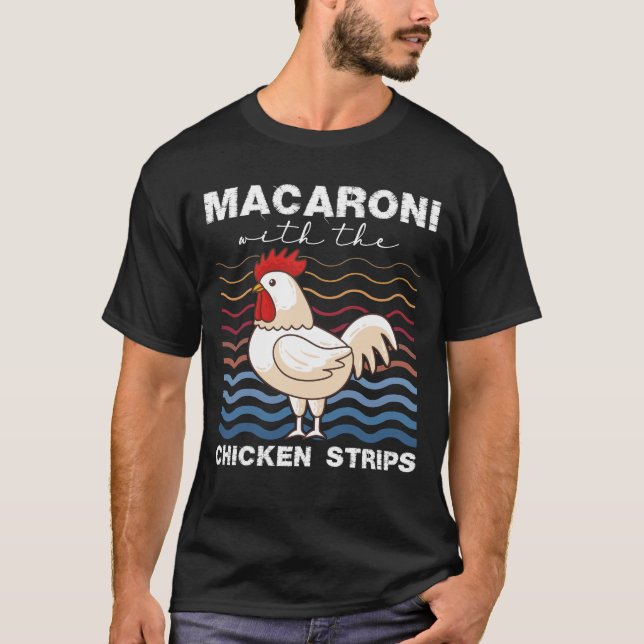 Camiseta Macaroni Com Galinha Fora De Galinha (Frente)