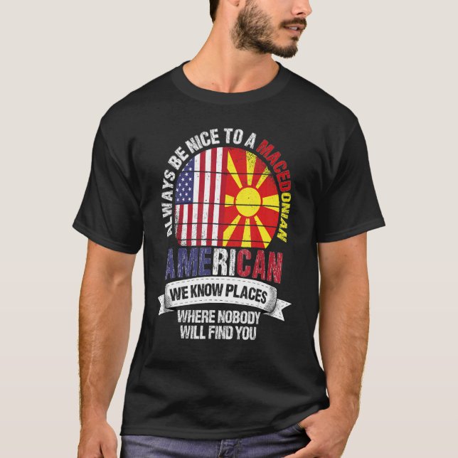 Camiseta Macedônio Americano Conhecemos Lugares onde Macedô (Frente)