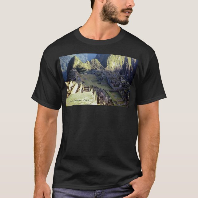 Camiseta "Machu Picchu obscuridade no alvorecer" (Frente)