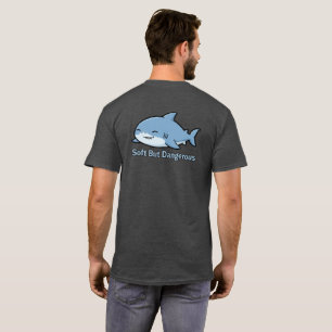 Camiseta Macio Mas Perigoso Tubarãozinho Gordinho e Sonol
