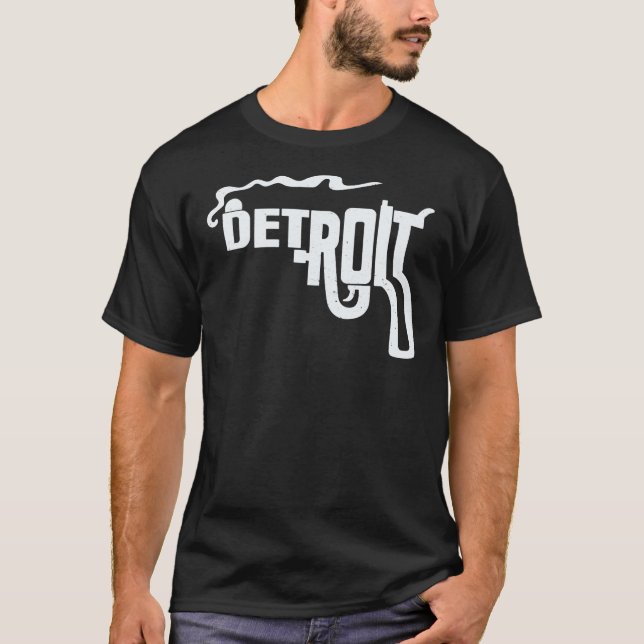Camiseta Macs Detroit Smoking Gun Shirt Essencial (Frente)