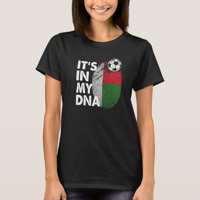 Camiseta Madagascar: Minha Equipe de Bandeiras do Dna Madag (Frente)