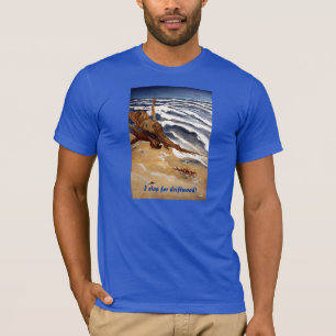 Camiseta Madeira lançada costa pelo t-shirt da praia