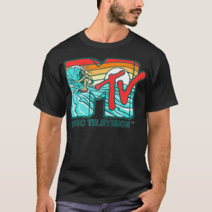 Camiseta Mademark x MTV Catar um Logotipo de Surfer Wave da