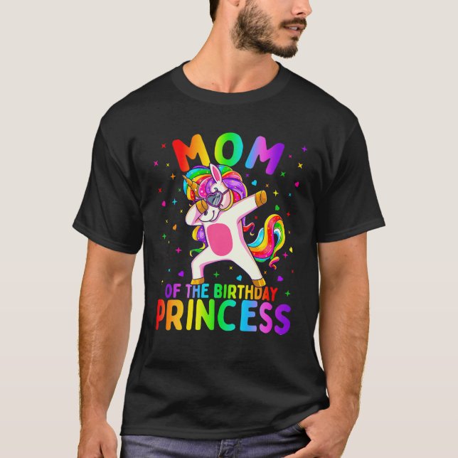 Camiseta Mãe Da Princesa de Aniversário A Dabbing Unicorn (Frente)
