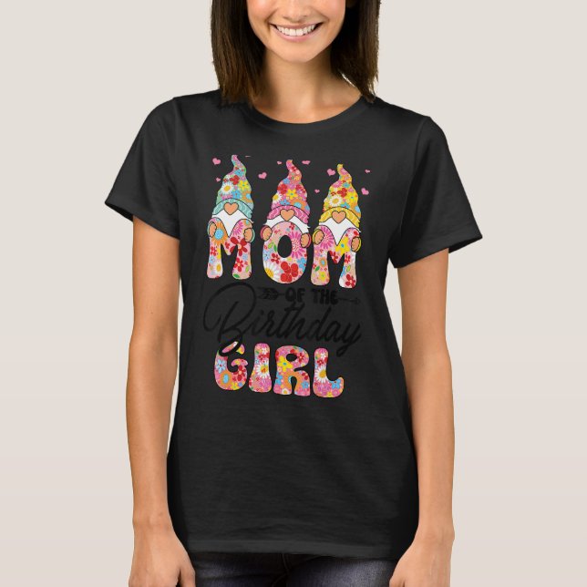 Camiseta Mãe Da Rapariga De Aniversário Mamãe Gnomo Flower  (Frente)