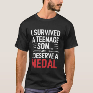 Camiseta Mãe de Adolescente Pai Sobreviveu ao Filho Adolesc