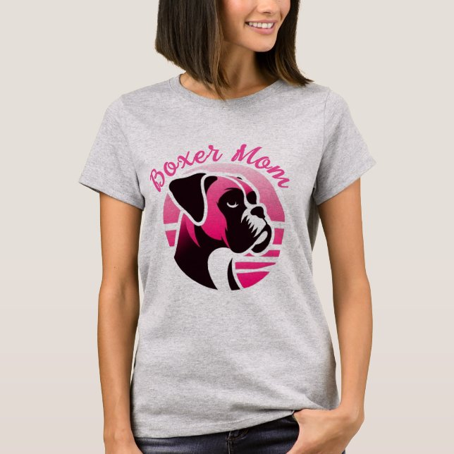 Camiseta Mãe de Cachorro Boxer de Rosa (Frente)