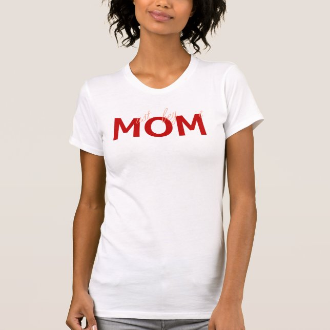 Camiseta MÃE (deve obedecer-me) dizendo Red (Frente)