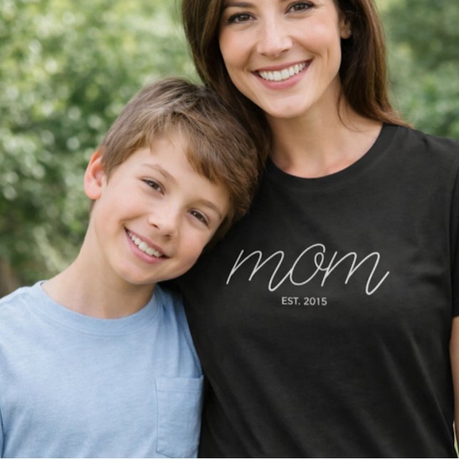 Camiseta Mãe Estabelecida em Branco (Criador carregado)
