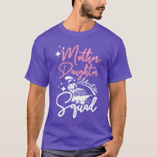 Camiseta Mãe Filha cruzando navio de aventura moça