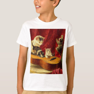 Camiseta Mãe Gato e Gatinhos Brincando com Violão