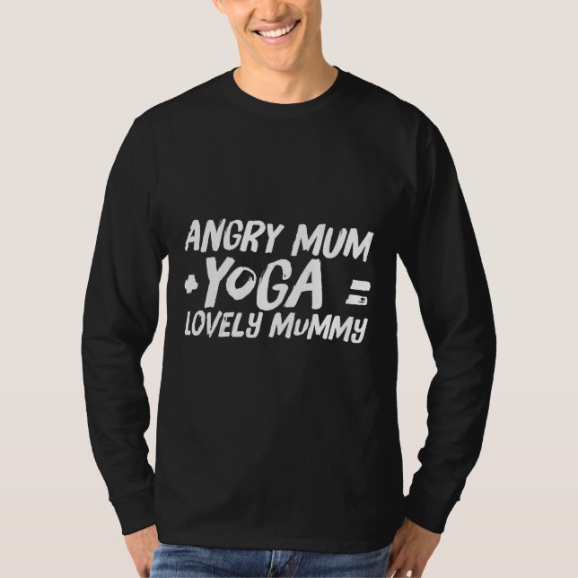 Camiseta Mãe irritada +yoga = múmia adorável (Frente)