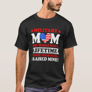 Camiseta Mãe Militar Eu Criei Heróis EUA América Ar