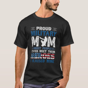 Camiseta Mãe Militar Orgulhosa Eu Criei Minha América Herói