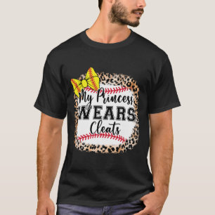 Camiseta Mãe Minha Princesa Usa Crachá de Borracha Menina A
