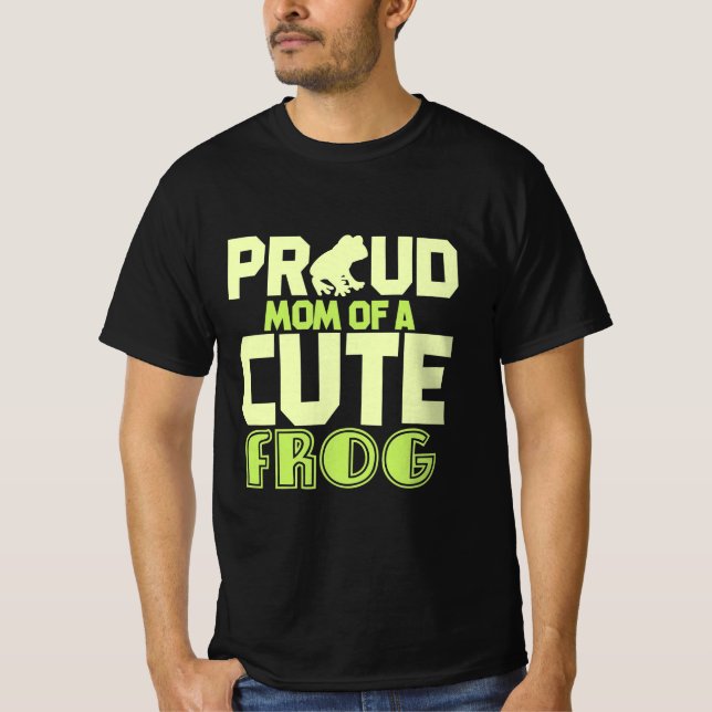 Camiseta Mãe Orgulhosa De Um Sapo Bonito (Frente)