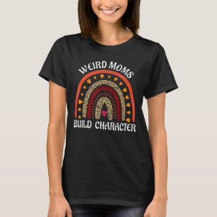 Camiseta Mães Estranhas Construam Personagem Leopard Rainbo