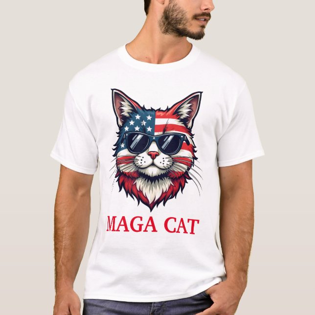 Camiseta MAGA Cat Presidente Trump American Flag Patriótico (Frente)
