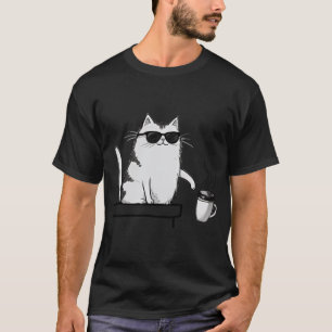 Camiseta Mago de Seis Braços Tranquilo Meditando com Café
