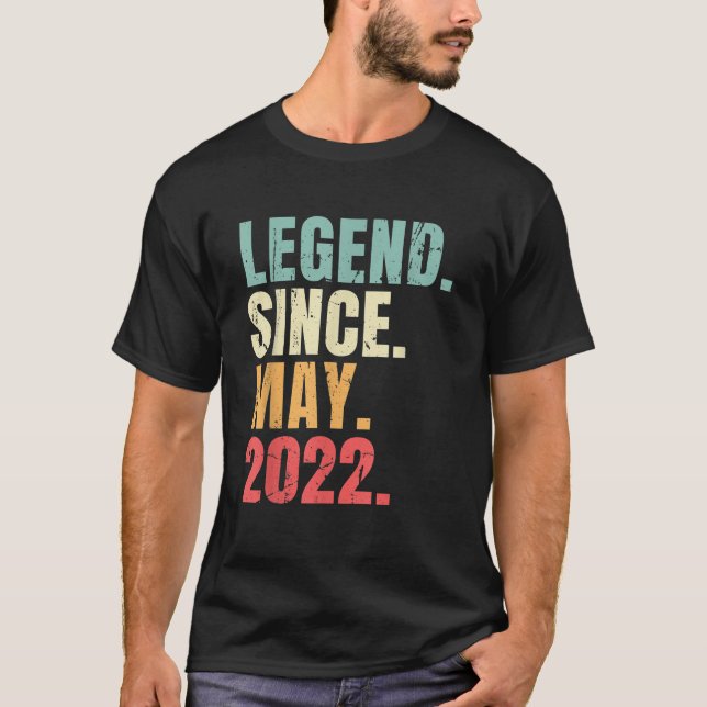 Camiseta Maio Aniversário de 2022 Legenda Desde 2022 Retro (Frente)