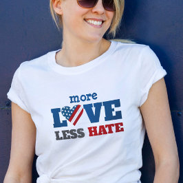 Camiseta Mais Amor Menos Ódio Bandeira EUA Coração Tipograf