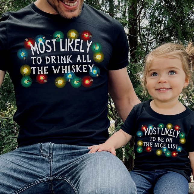 Camiseta Mais Provável Família de Natal Personalizada de Ci (Criador carregado)