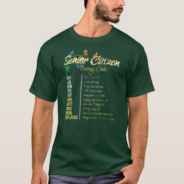 Camiseta Mais velho Cidadão Enviando um Código Engraçado Av (Frente)