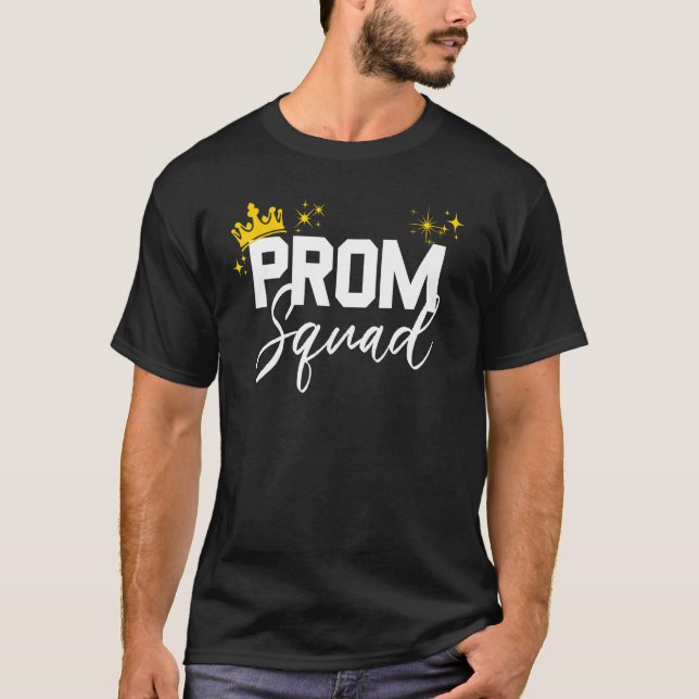 Camiseta Mais velho no quadrado do baile de formatura para  (Frente)