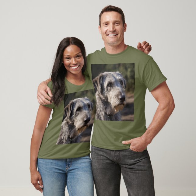 Camiseta "Majestade Impassível: O Olhar Sólido dos Wolfhoun (Unissex)