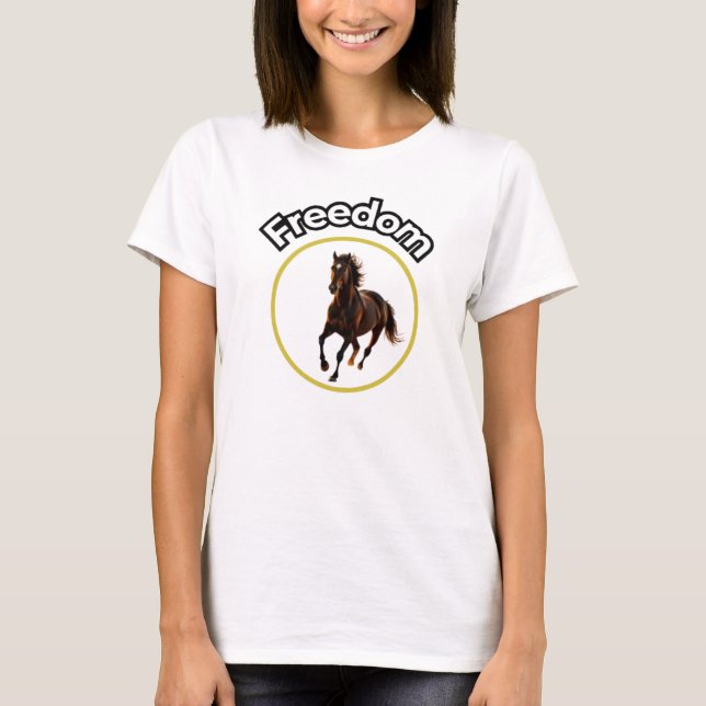 Camiseta **Majestic Arabian Horse in the Golden Desert** (Frente)
