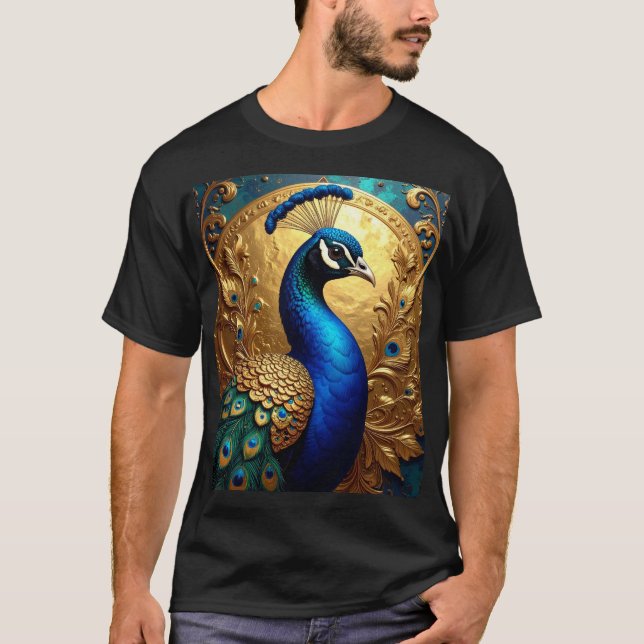 Camiseta Majestic Peacock – Ornate Plumage in Golden Frame (Frente)