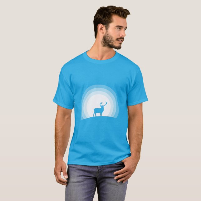 Camiseta Majestic Stag Silhouette Under Lunar Light (Frente Completa)