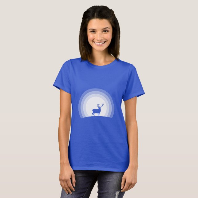 Camiseta Majestic Stag Silhouette Under Lunar Light (Frente Completa)