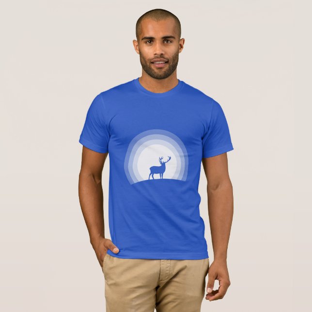 Camiseta Majestic Stag Silhouette Under Lunar Light (Frente Completa)
