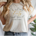 Camiseta Making Forty 40 look good Birthday Gift T-Shirt<br><div class="desc">This personalized gold effect birthday gift shirt is perfect for celebrating turning 40 and showing the world that life truly begins at this age. It's a great choice for a birthday party or a fun weekend getaway, and it's sure to make you feel proud and happy to be in your...</div>