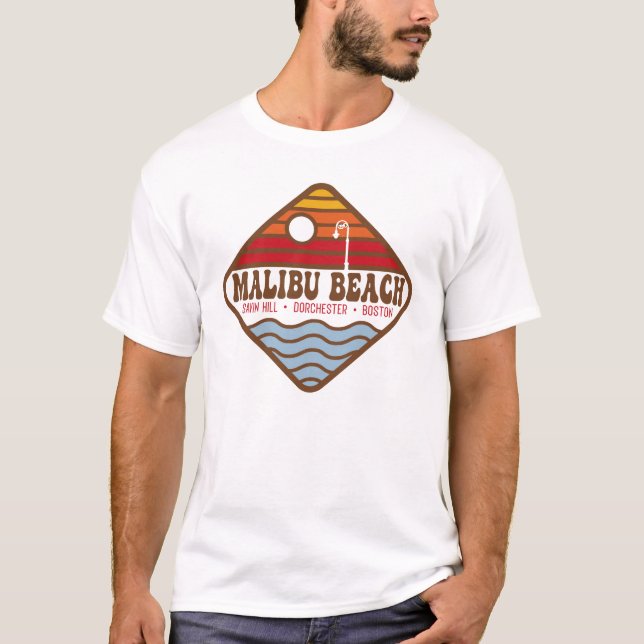 Camiseta Malibu Beach Souvenir - Dorchester, Bosto (Frente)