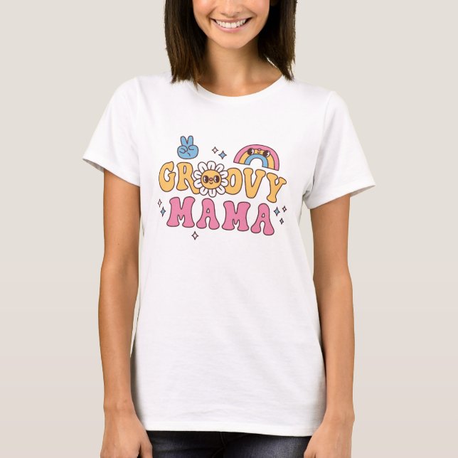 Camiseta Mama Groovy Flor de Hippie e Arco-íris (Frente)