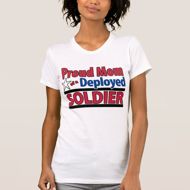 Camiseta Mamã orgulhosa de um soldado distribuído com nome (Frente)