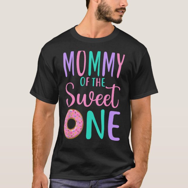 Camiseta Mamãe da doce Rosquinha da primeiro aniversario Mã (Frente)