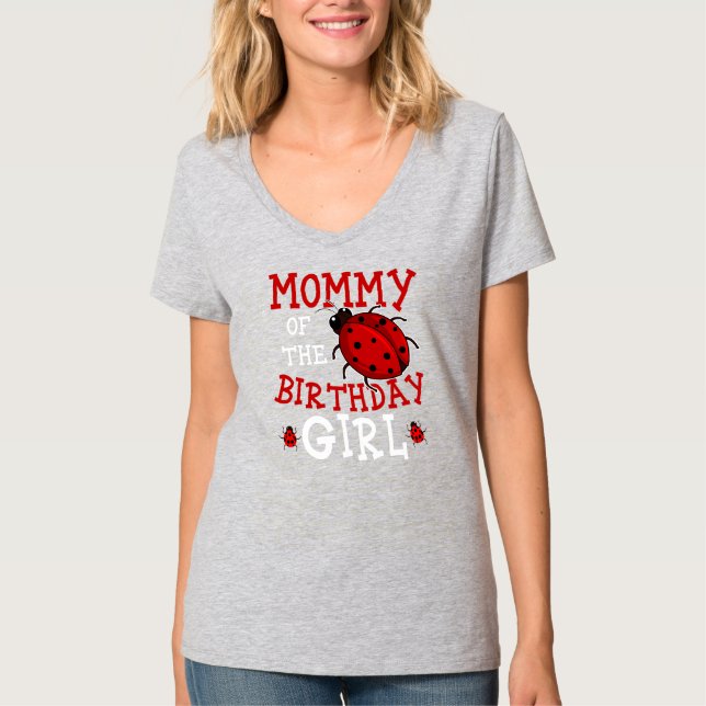Camiseta Mamãe Da Festa De Aniversário Da Garota Ladybug (Frente)