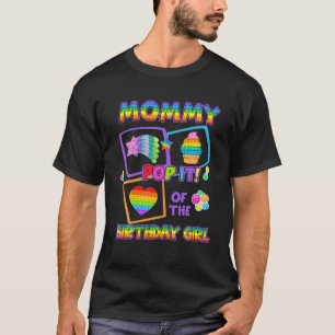 Camiseta Mamãe da garota de aniversário não me importa a