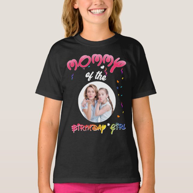 Camiseta Mamãe da garota de aniversário personalizada (Frente)
