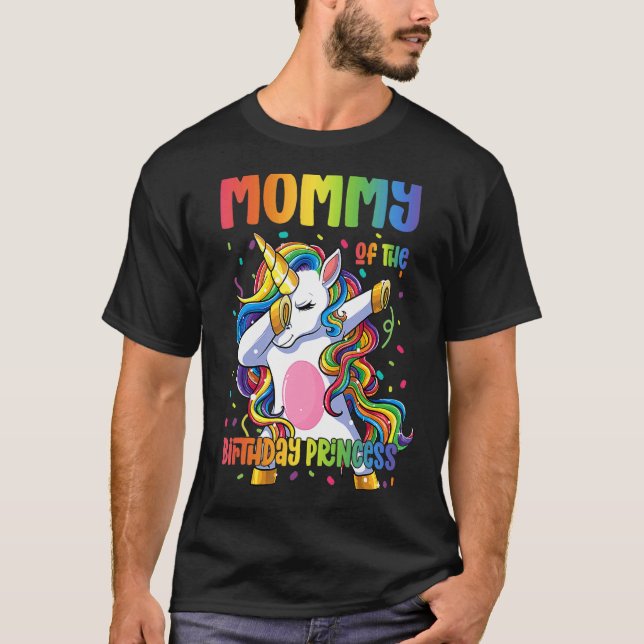Camiseta Mamãe Da Princesa de Aniversário Dabbing Unicor (Frente)