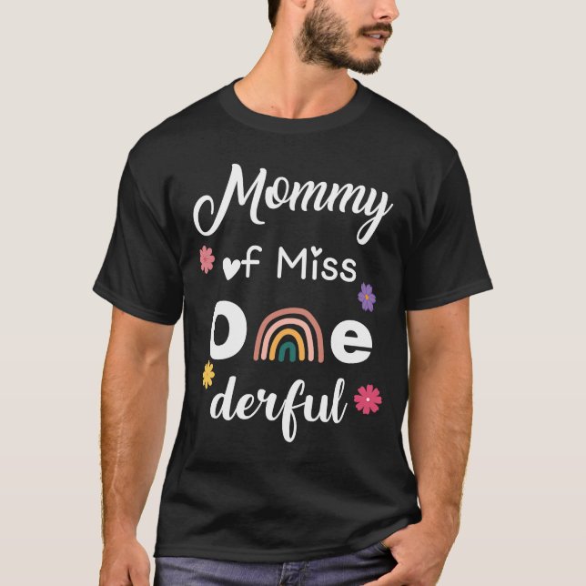 Camiseta Mamãe da Senhorita Onelinda Boho Rainb, 1rua dia (Frente)