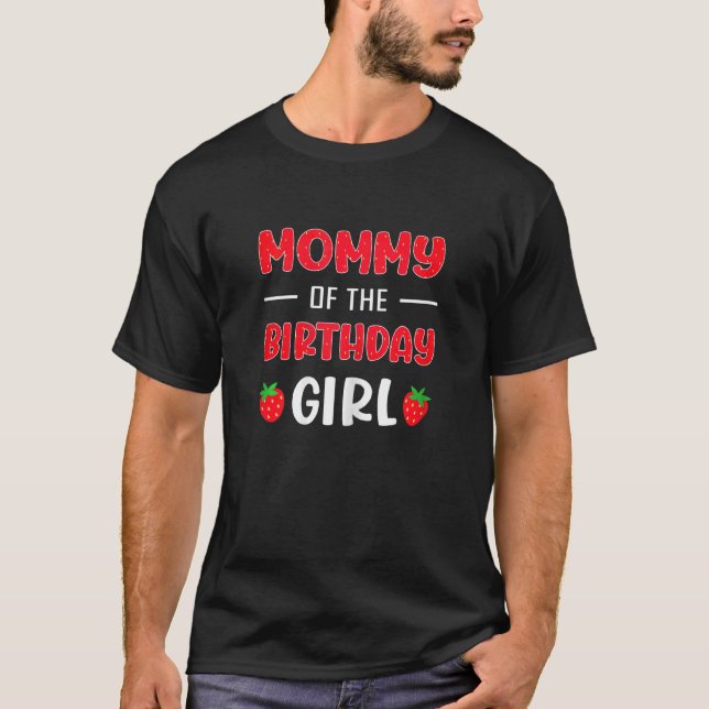 Camiseta Mamãe De Mulher Da Matriz De Morango De Aniversári (Frente)