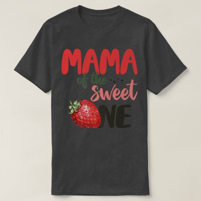 Camiseta Mamãe Do Doce Aniversário De Morango Primeiro Fa (Frente do Design)